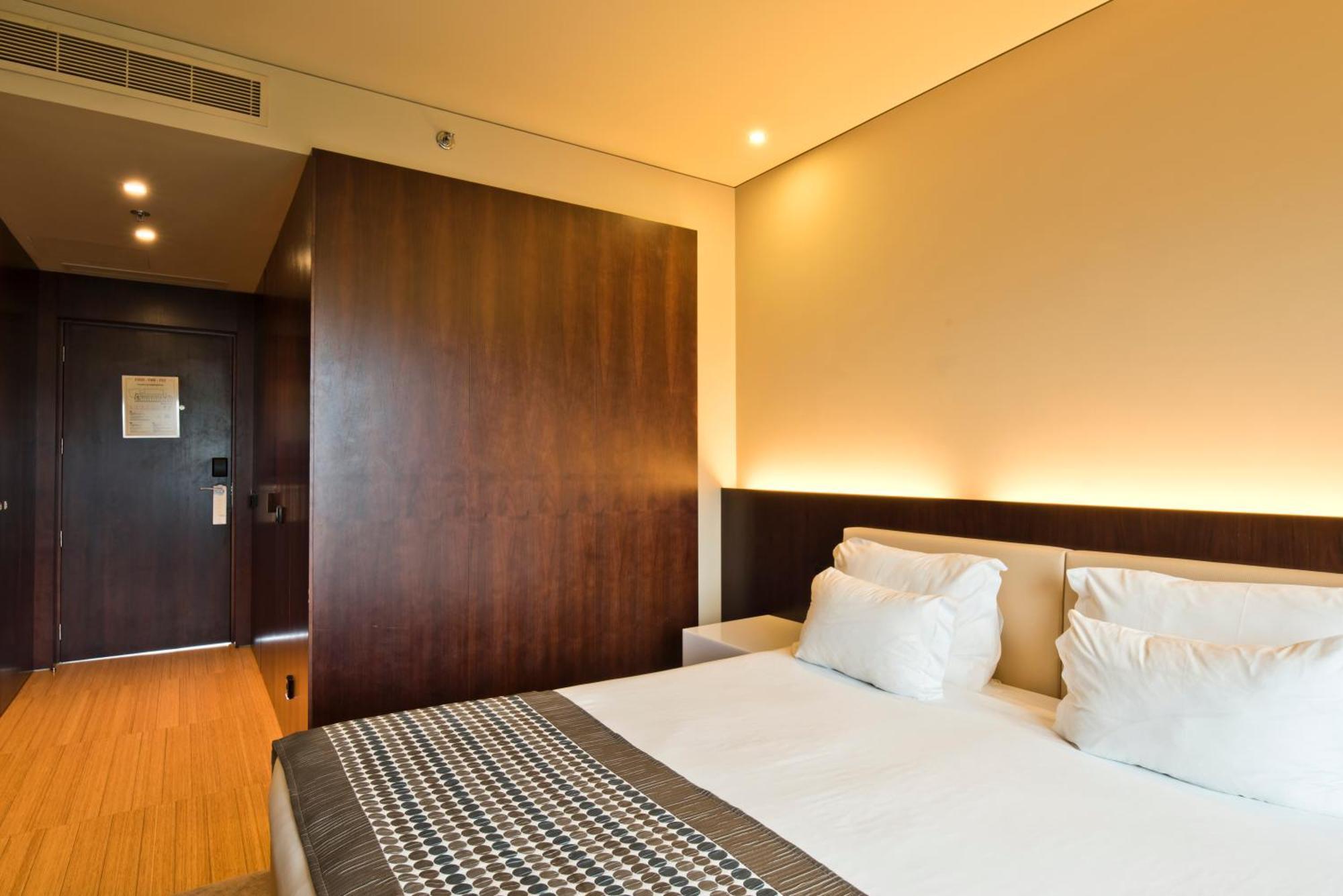 Golden Tulip Sao Joao Da Madeira Hotel Pokoj fotografie
